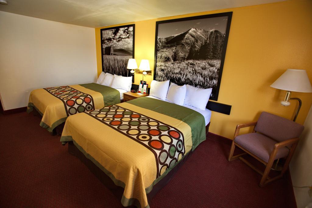 Super 8 By Wyndham 3*